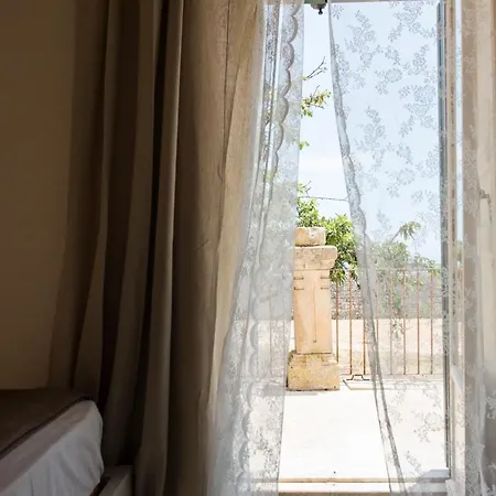 Polara Bed & Breakfast