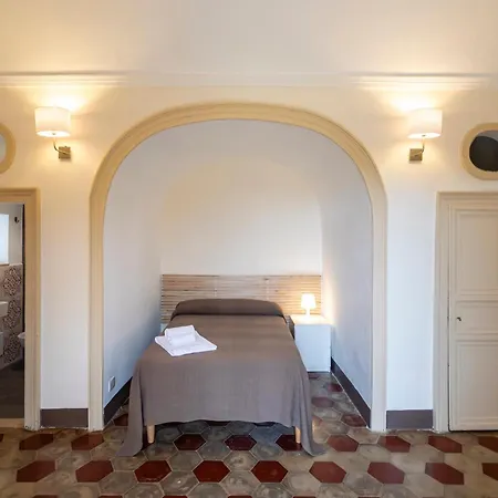 Polara Bed & Breakfast *