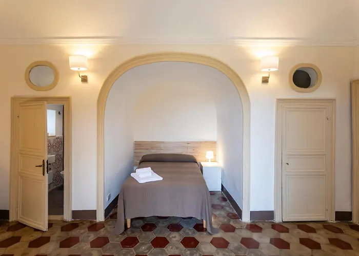 Polara Bed & Breakfast 3*